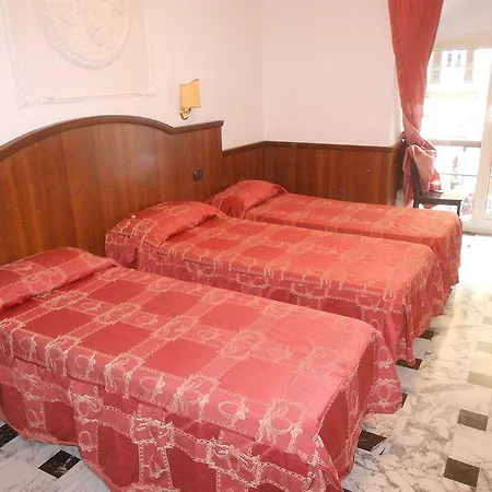 Nakissa 4* Roma