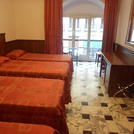 Nakissa 4* Rome