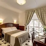 B&B 나키사 인
